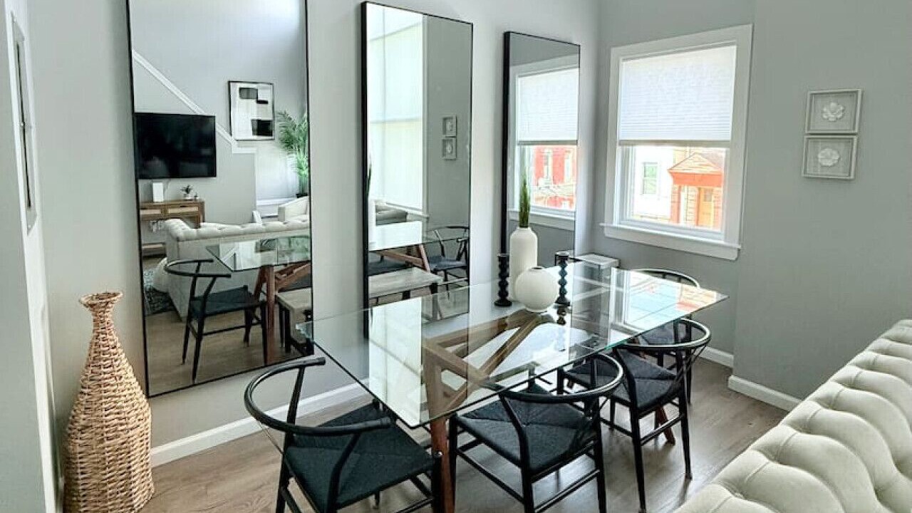 Photo of Livingroom in Communipaw
