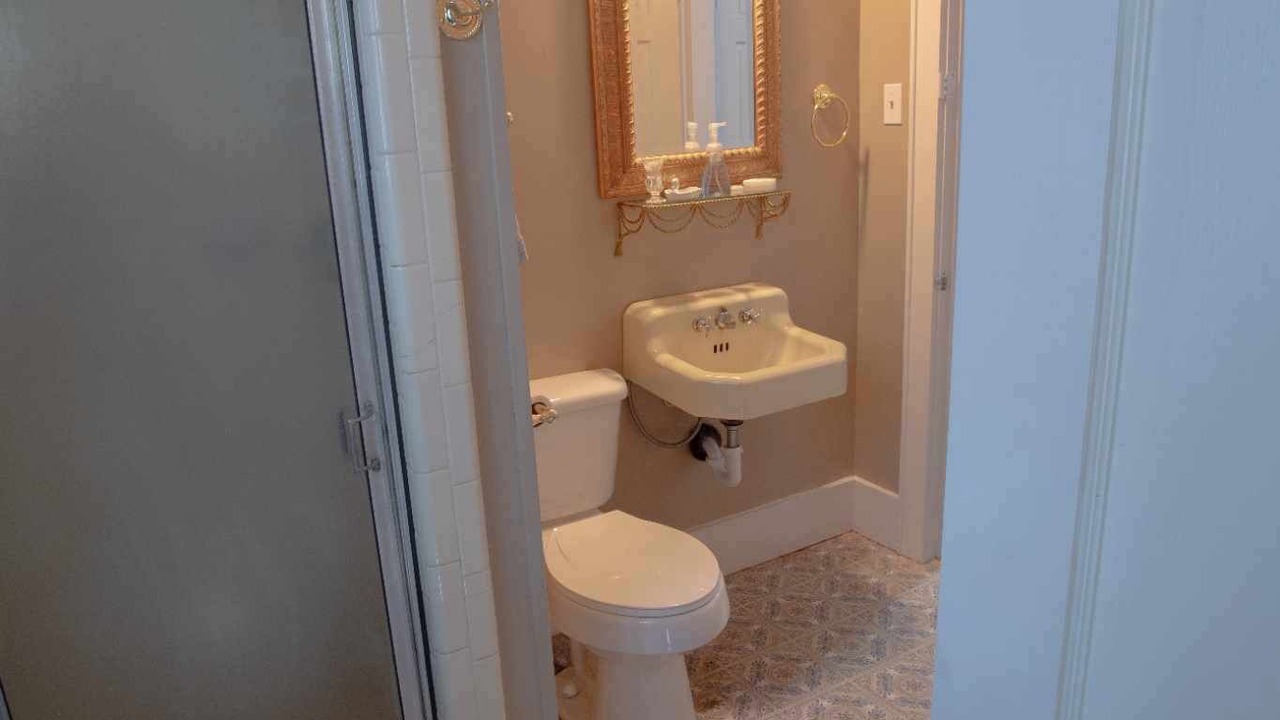 Photo of Bathroom in Springhill
