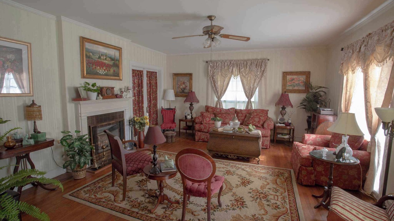 Photo of Livingroom in Springhill