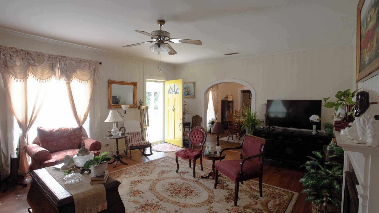 Photo of Livingroom in Springhill