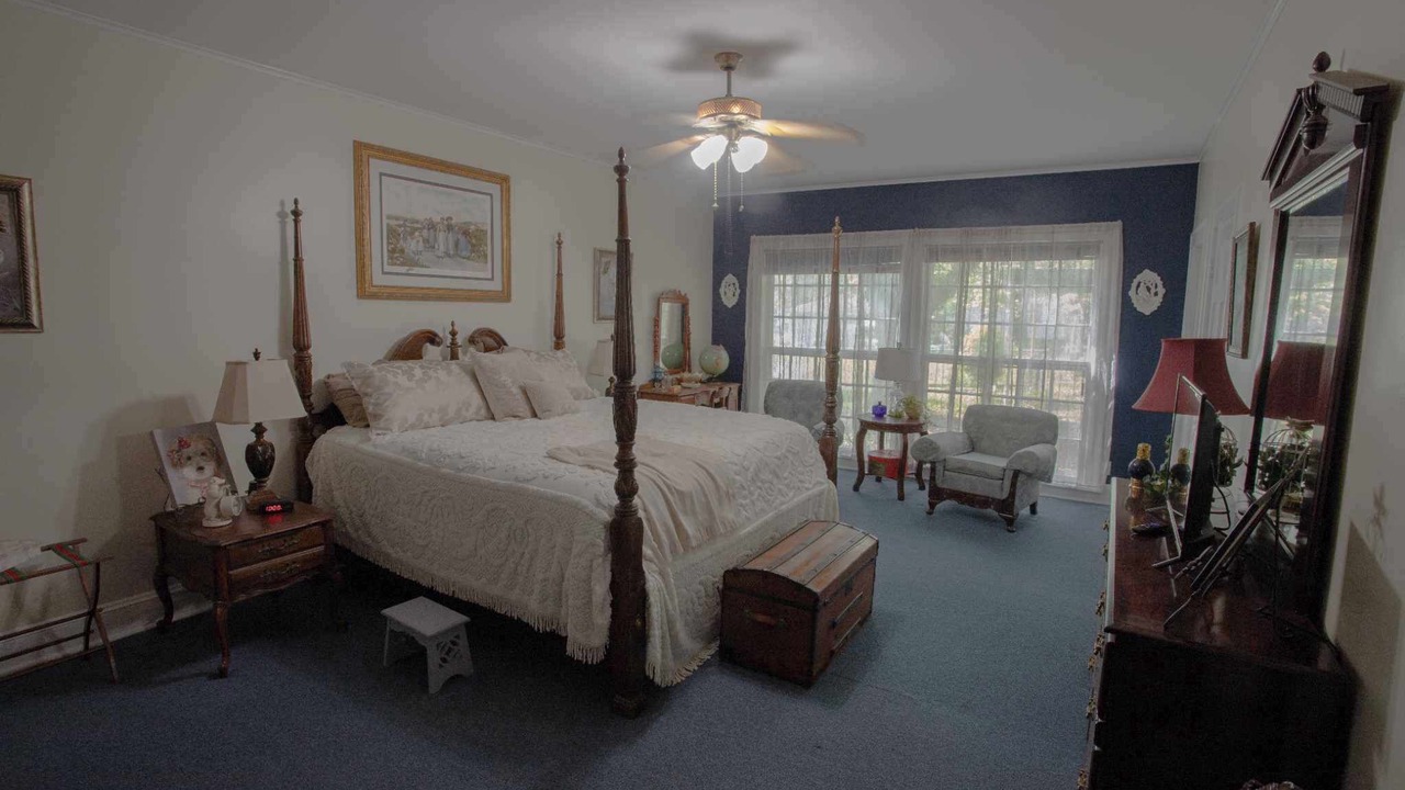 Photo of Bedroom in Springhill
