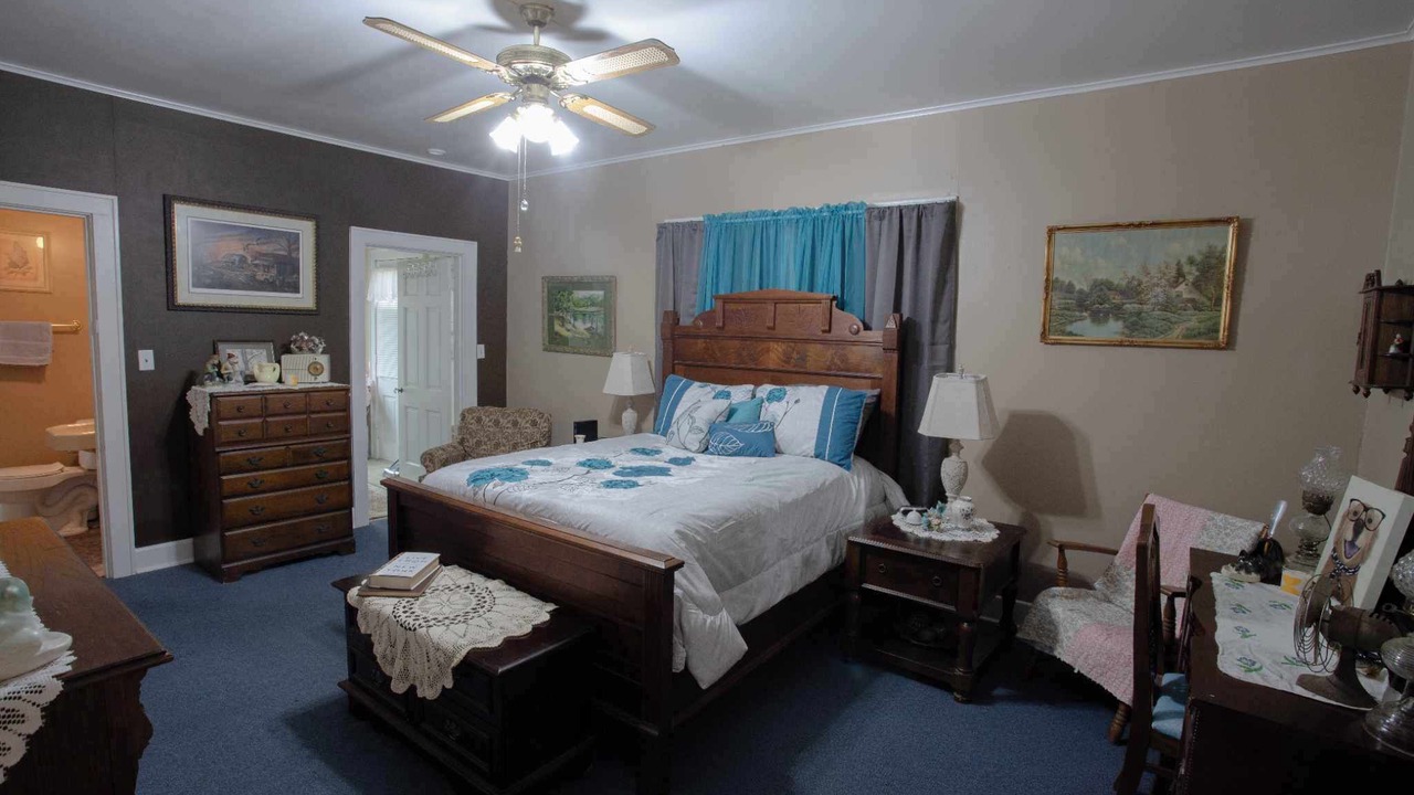 Photo of Bedroom in Springhill
