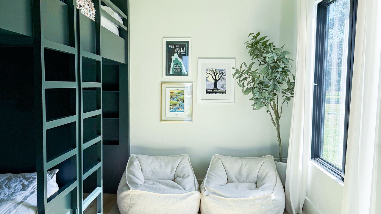 Photo of Bedroom in Carolyn Estates