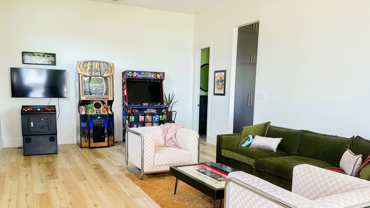 Photo of Livingroom in Carolyn Estates