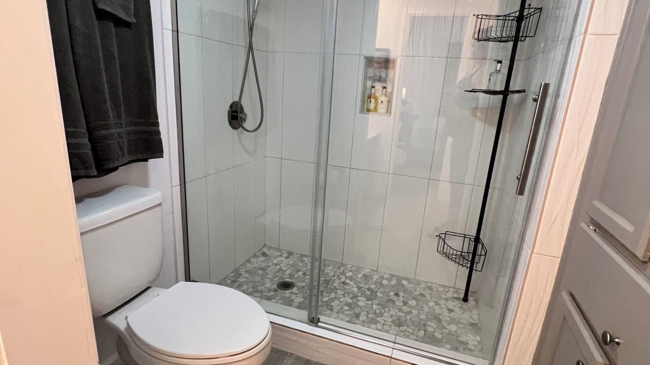 Photo of Bathroom in Lakeway