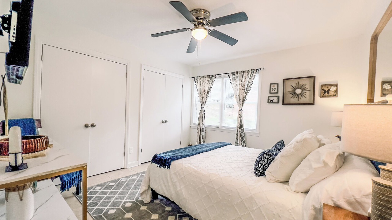 Photo of Bedroom in Lewisville