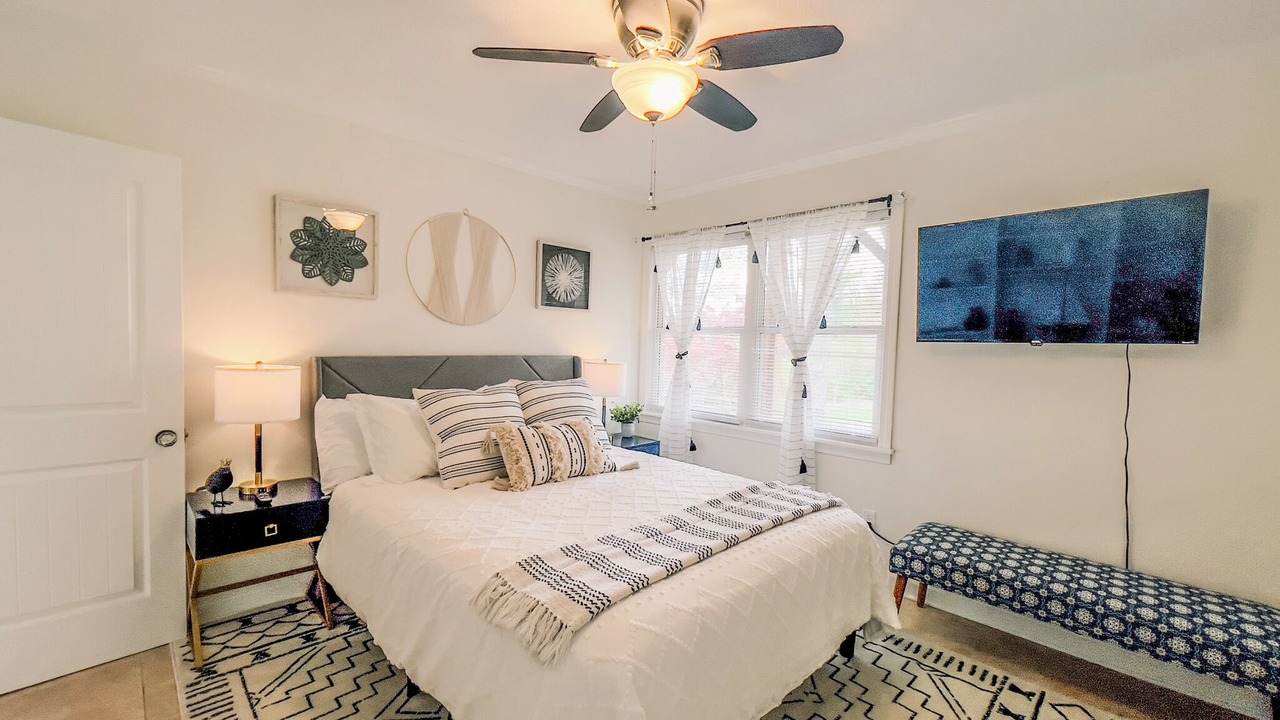 Photo of Bedroom in Lewisville