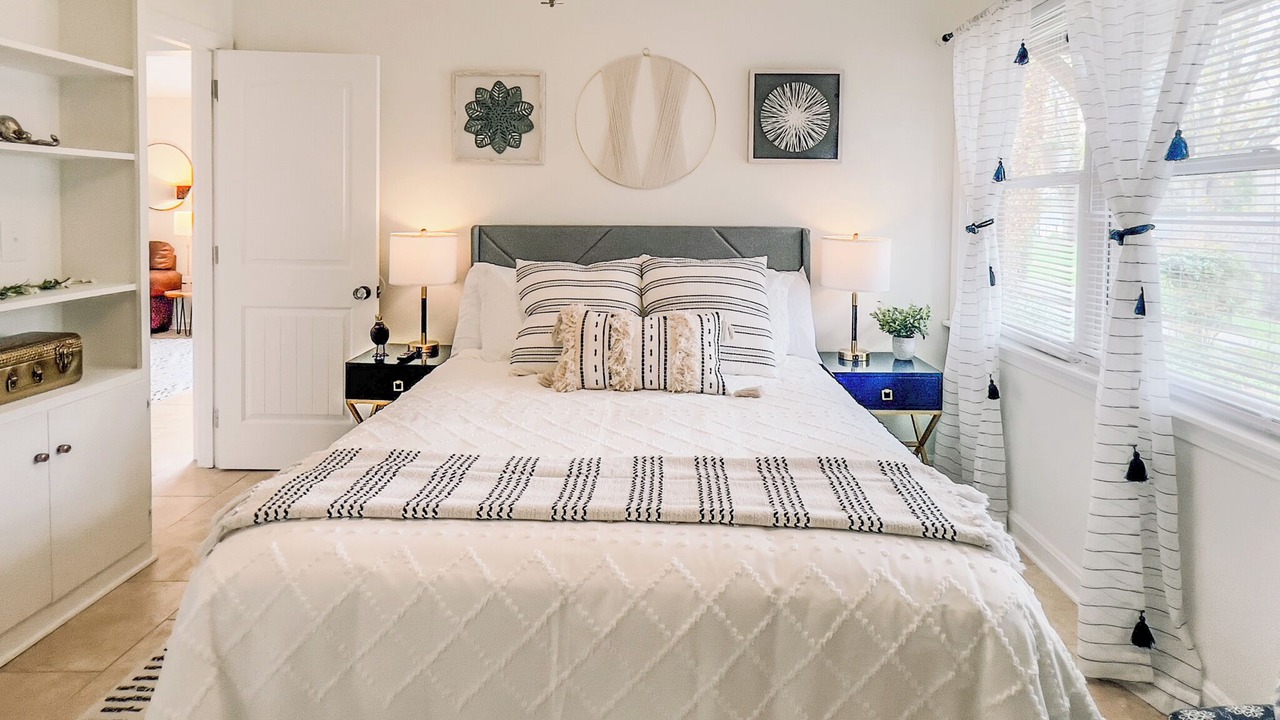 Photo of Bedroom in Lewisville
