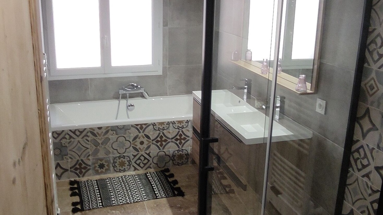 Photo of Bathroom in Aigremont