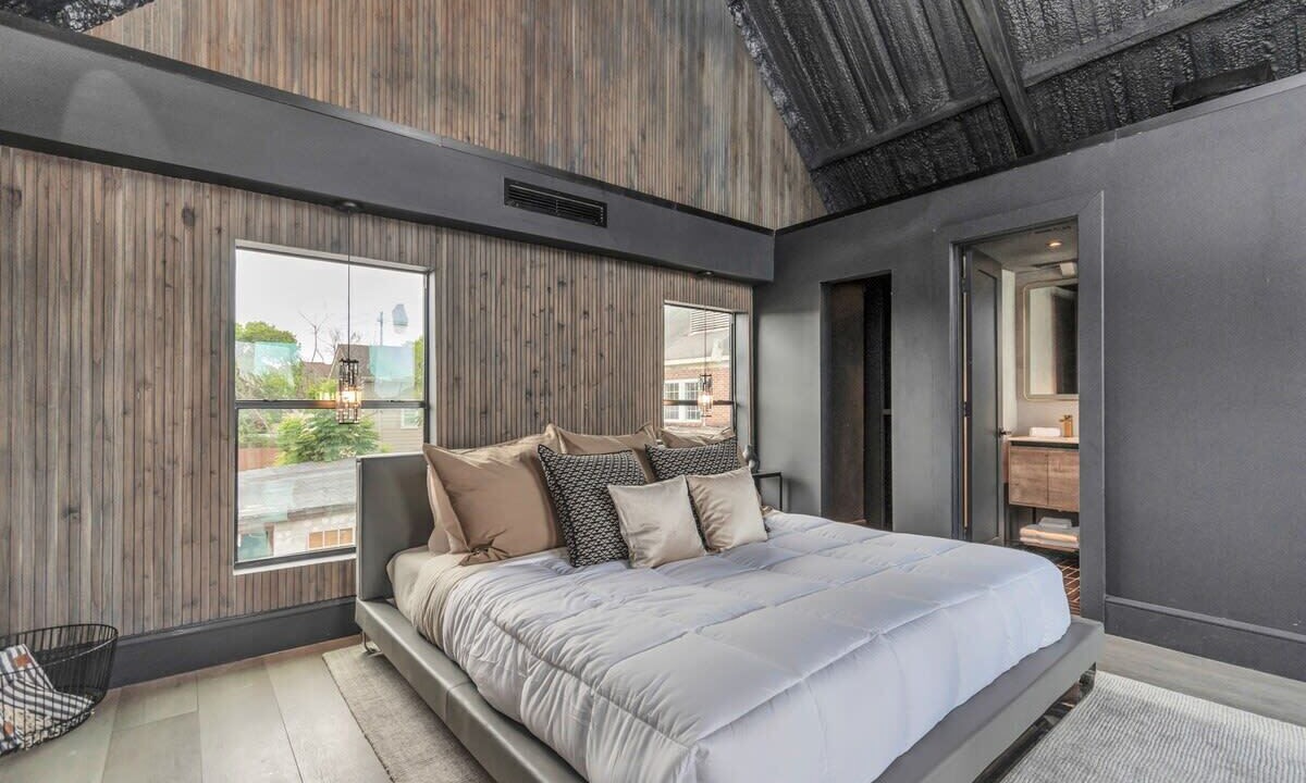 Photo of Bedroom in South Central Houston