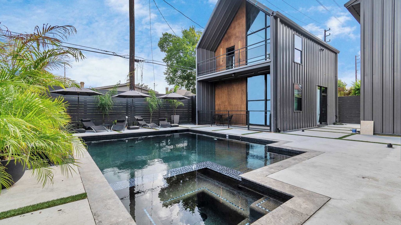Photo of Outdoor in South Central Houston