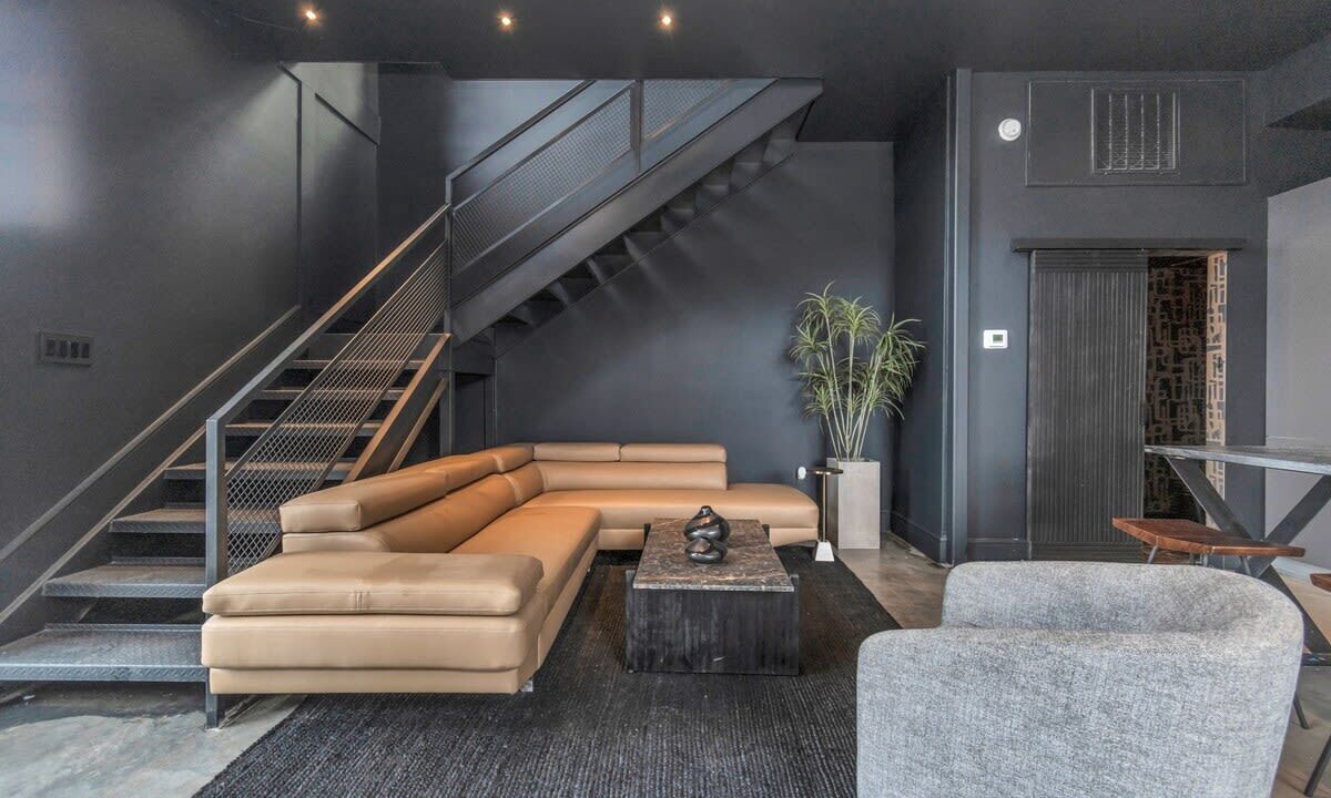 Photo of Livingroom in South Central Houston