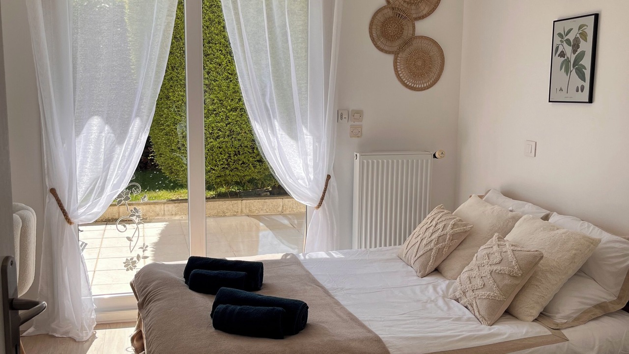Photo of Bedroom in Eterville