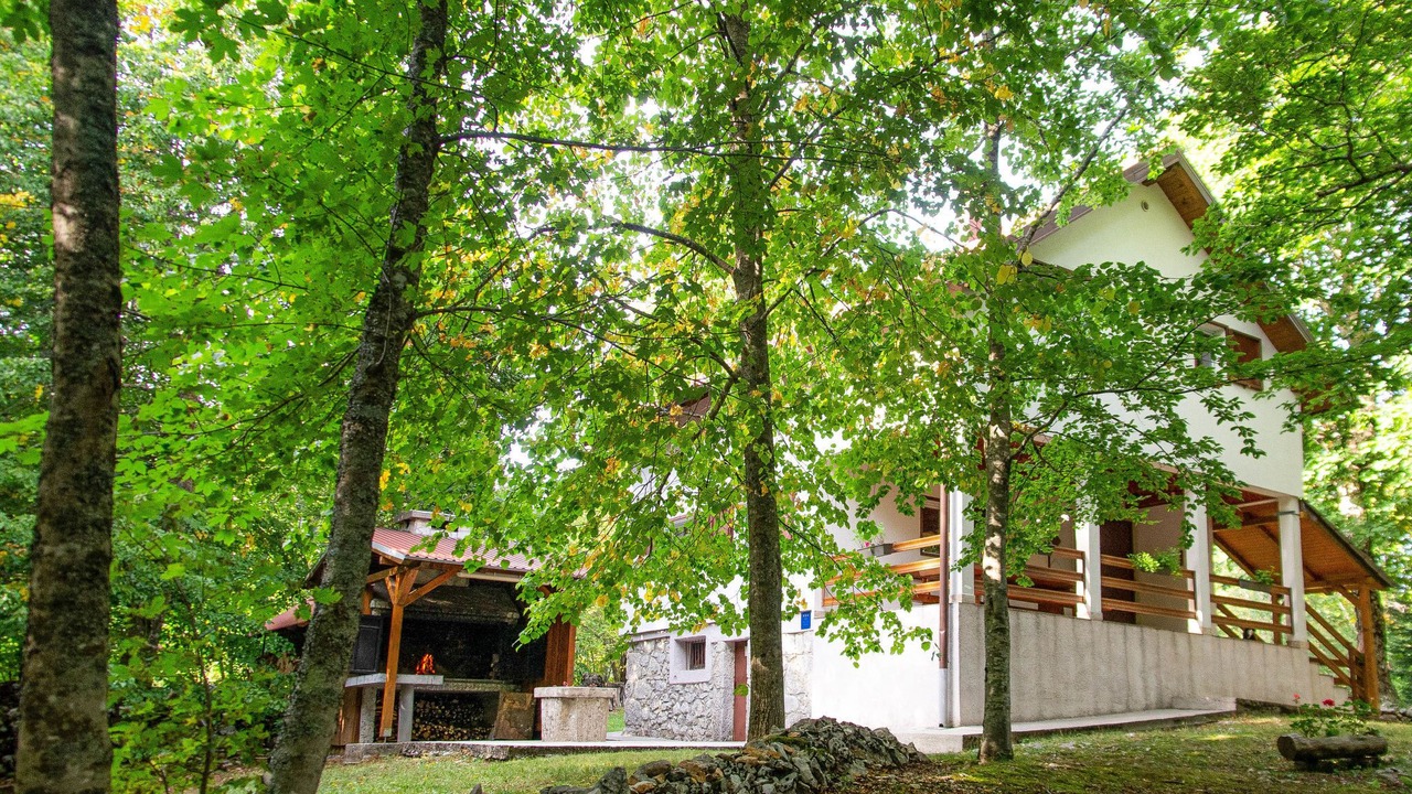 Photo of Outdoor in Bribir
