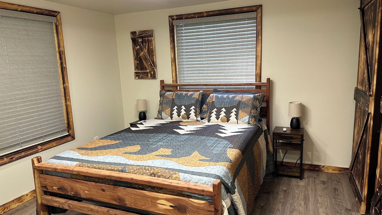 Photo of Bedroom in Edwards