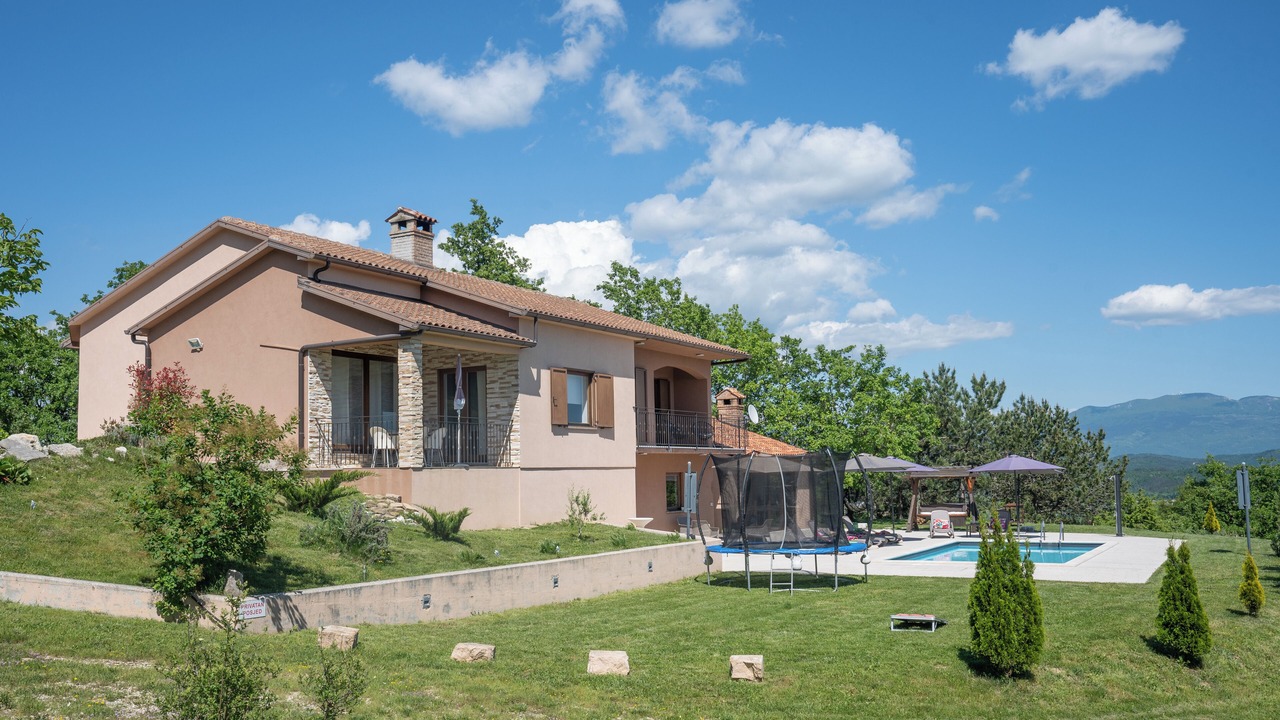 Photo of Outdoor in Novaki Pazinski