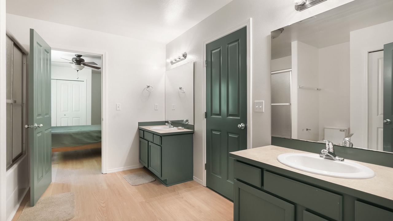 Photo of Bathroom in Lilliwaup