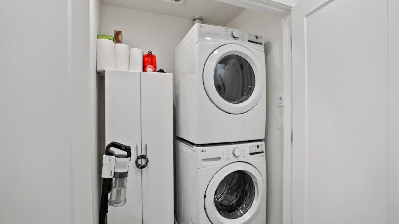 Photo of Others in Green Lake