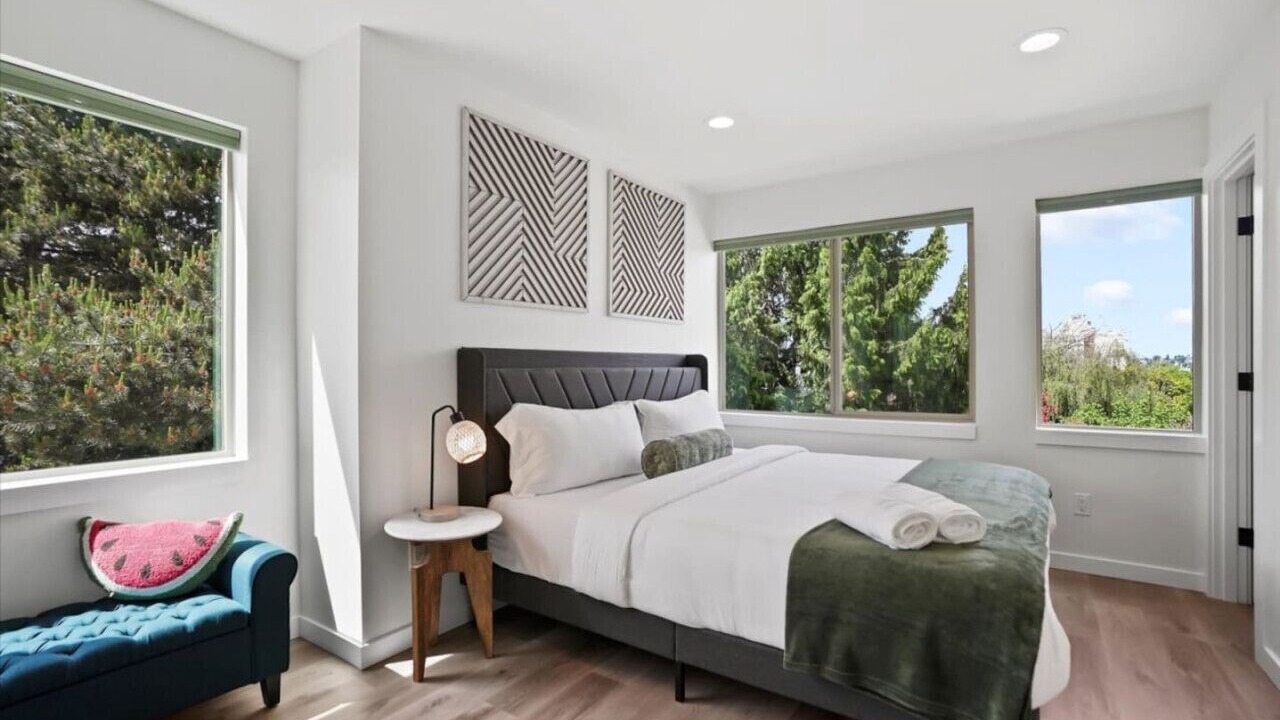 Photo of Bedroom in Green Lake