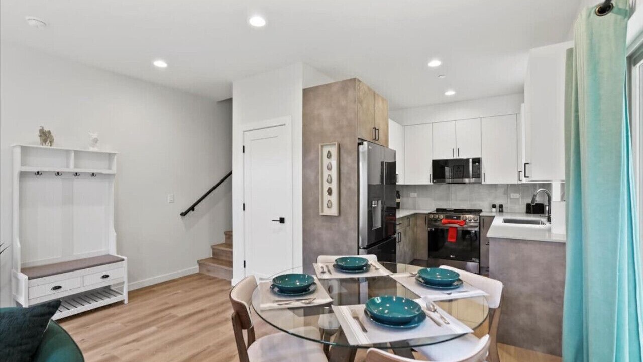 Photo of Others in Green Lake