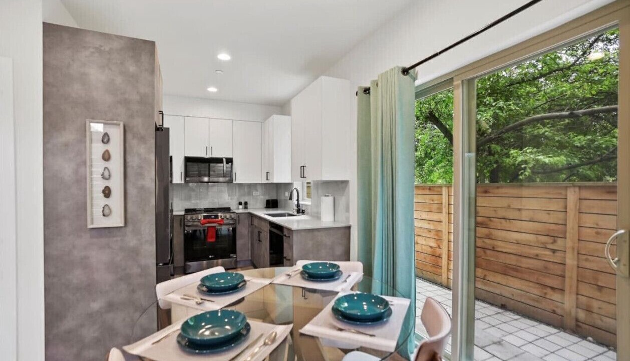 Photo of Others in Green Lake