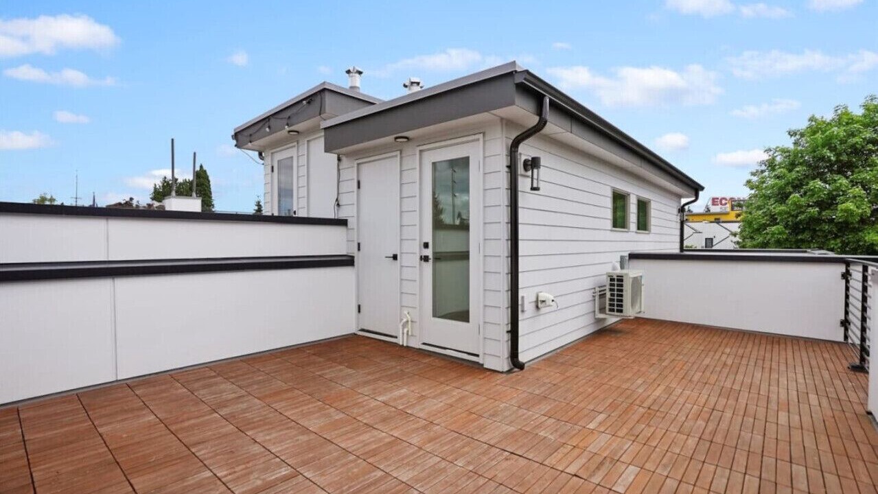 Photo of Outdoor in Green Lake