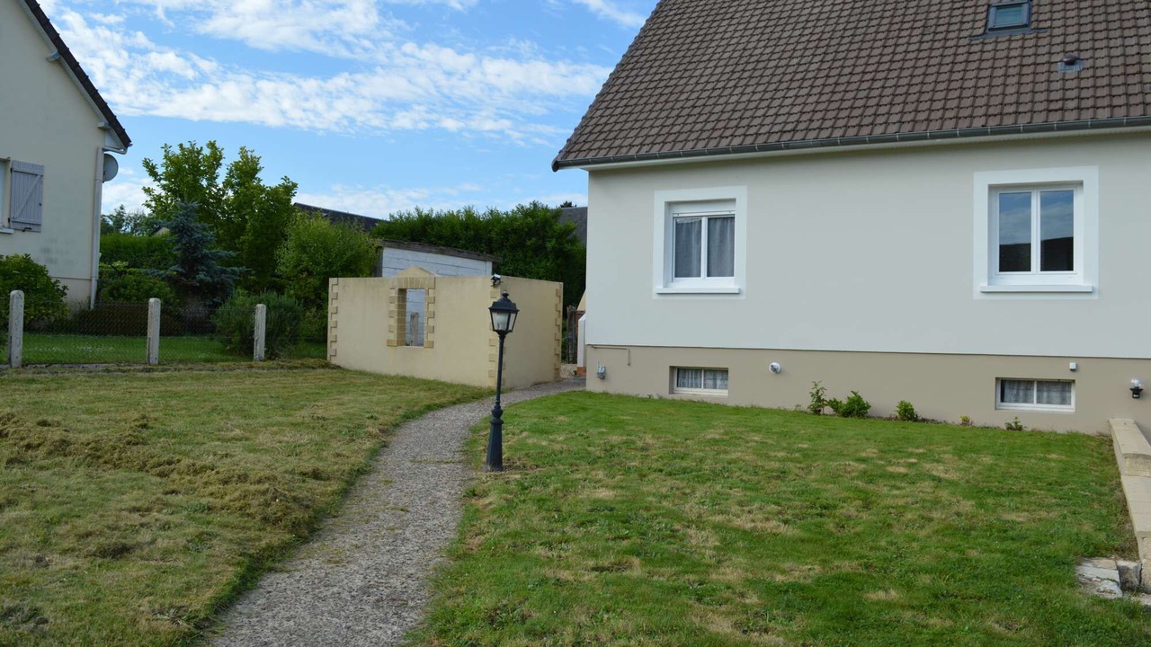 Photo of Outdoor in Cresserons