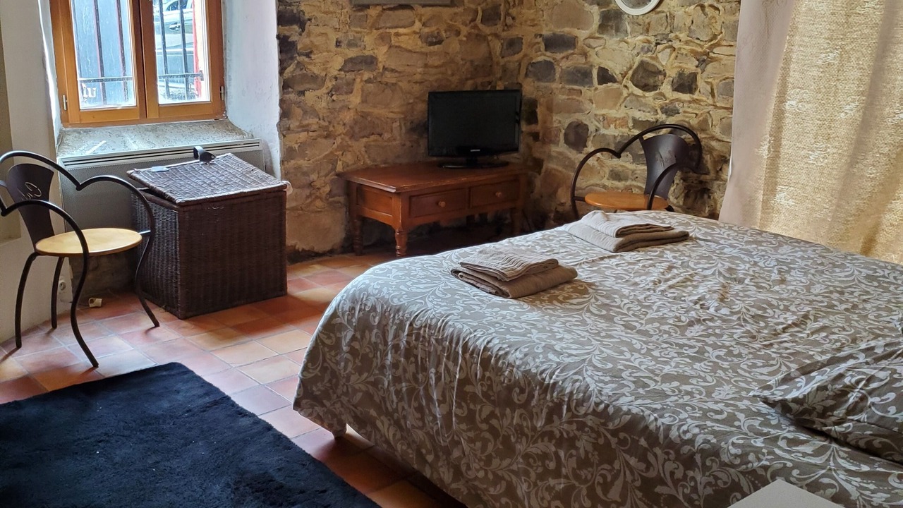 Photo of Bedroom in Gailhan