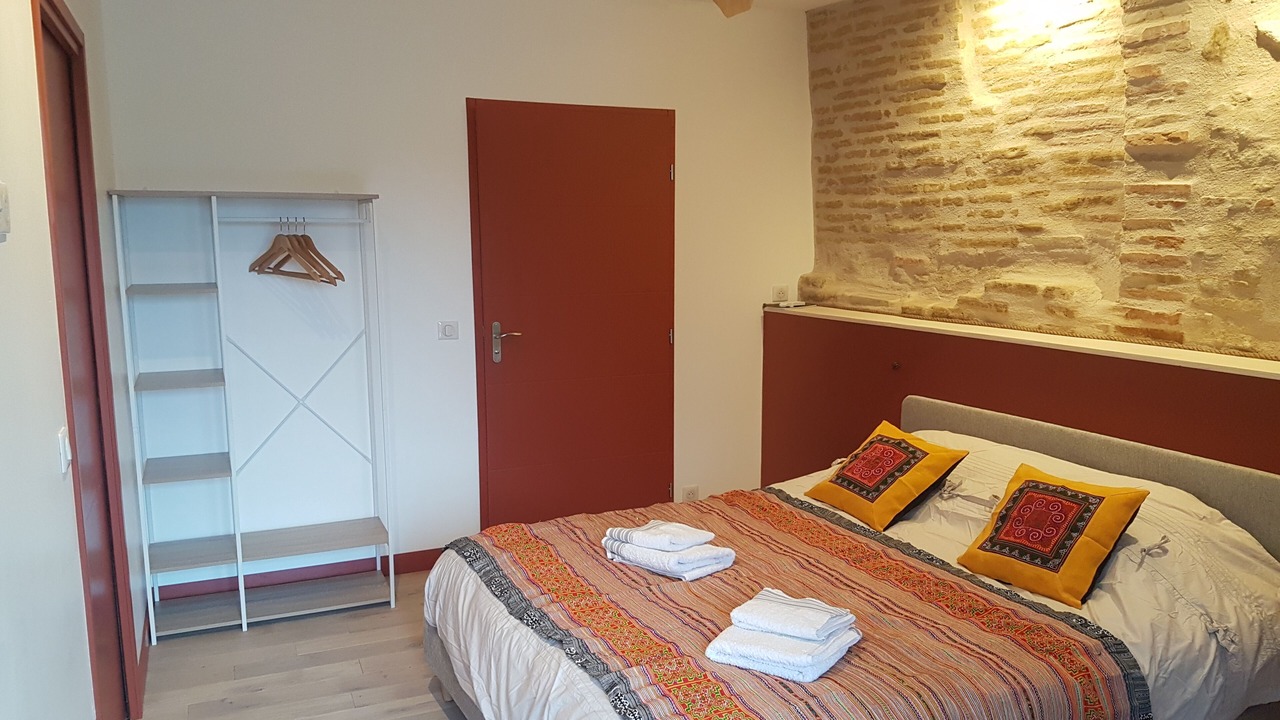 Photo of Bedroom in Salvagnac