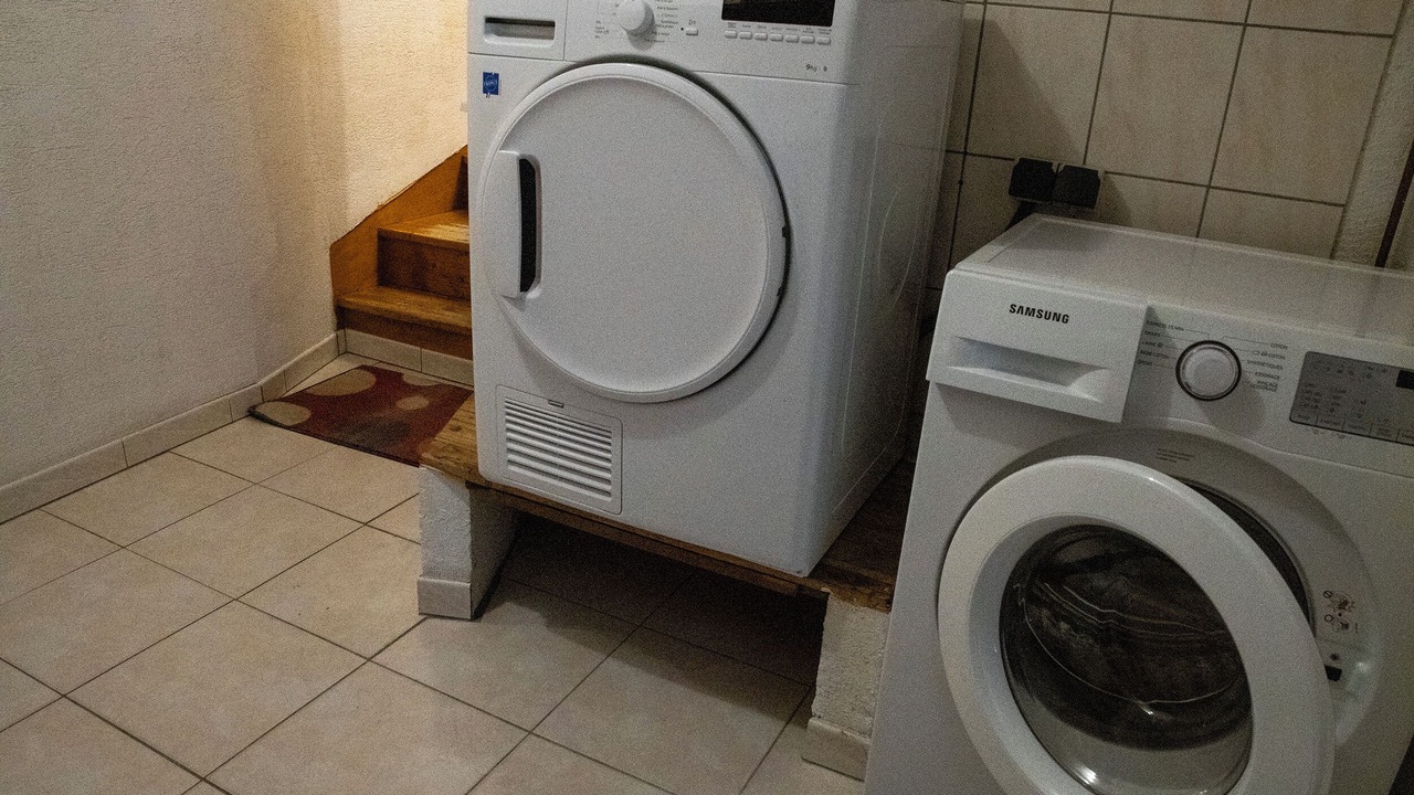 Photo of Others in Oeuilly