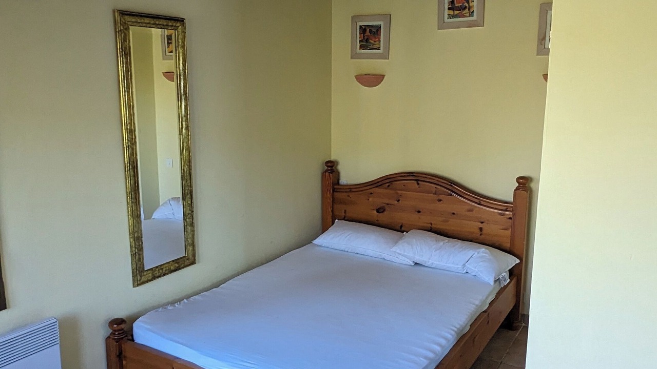 Photo of Bedroom in Saint-Martin-des-Puits