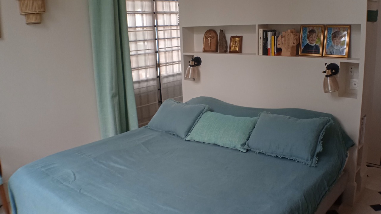 Photo of Bedroom in Saint-Cloud