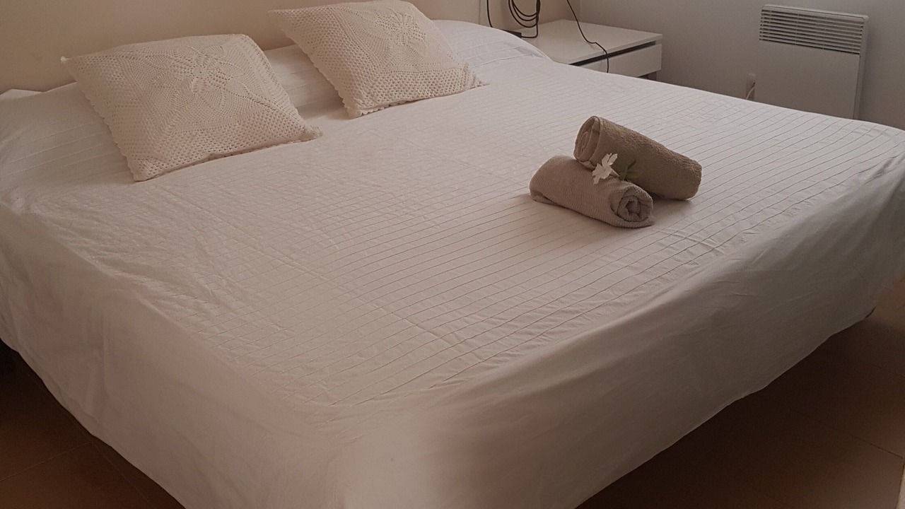 Photo of Bedroom in El Roc de Sant Gaieta