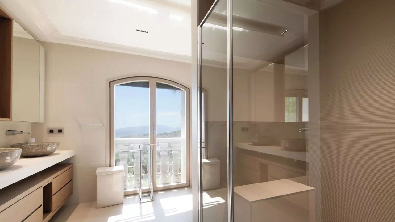 Photo of Bathroom in Grimaud