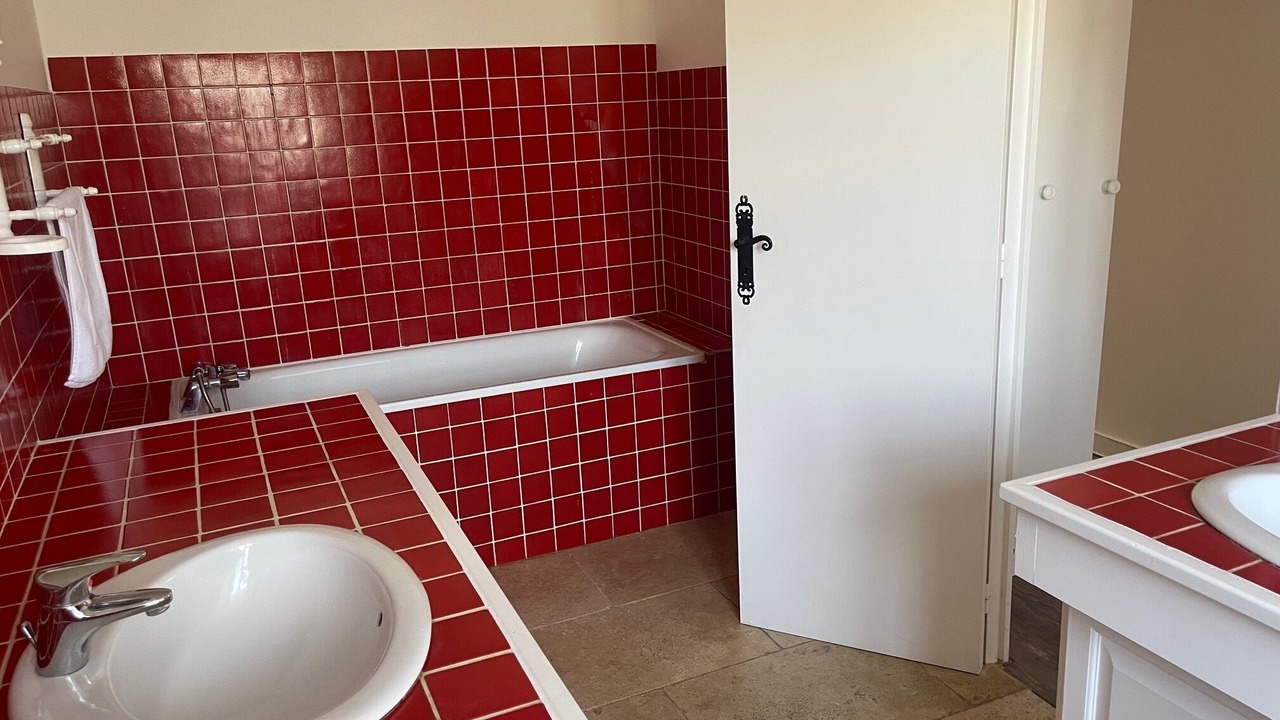 Photo of Bathroom in Diors