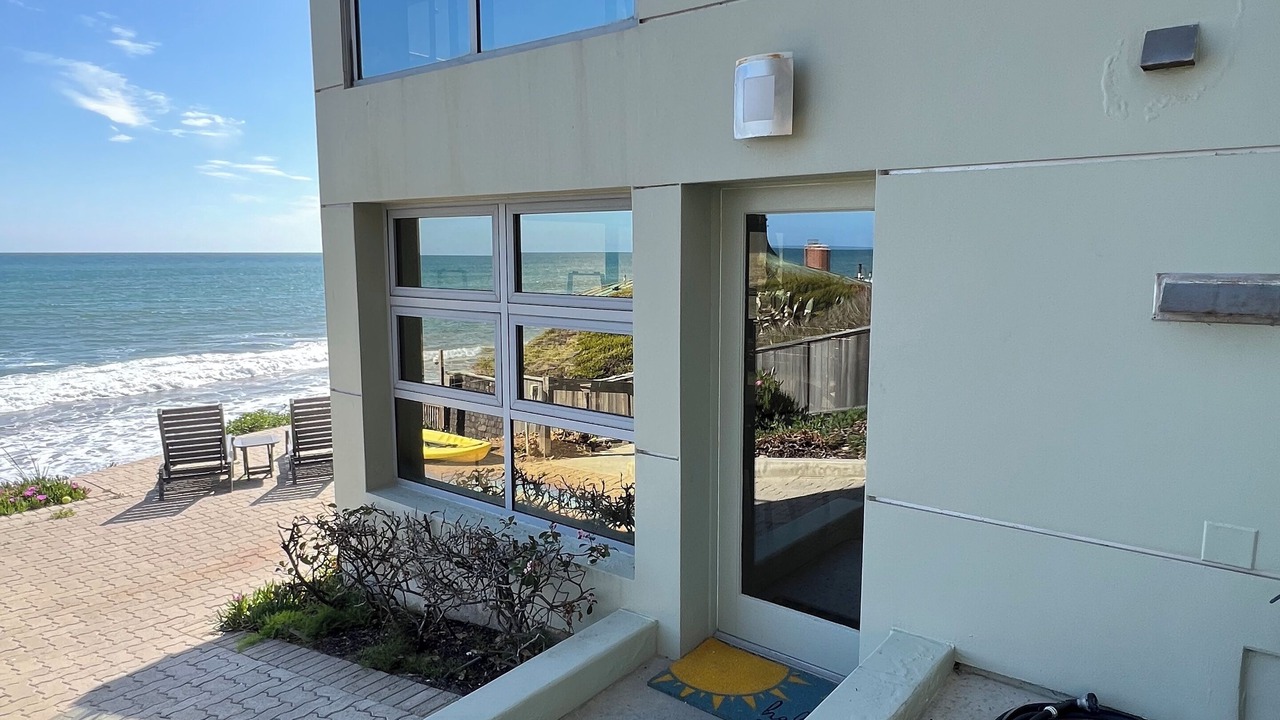 Photo of Patio Balcony in Western Malibu