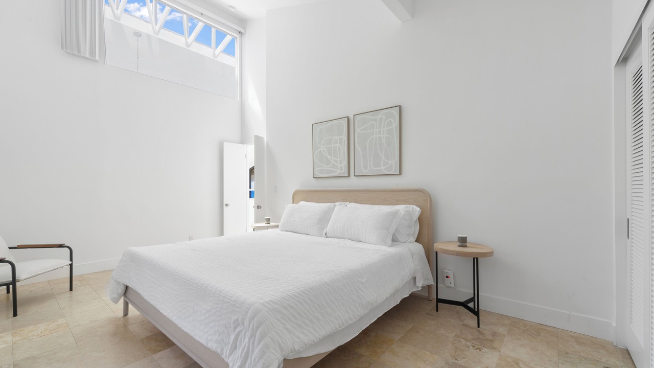 Photo of Bedroom in Western Malibu