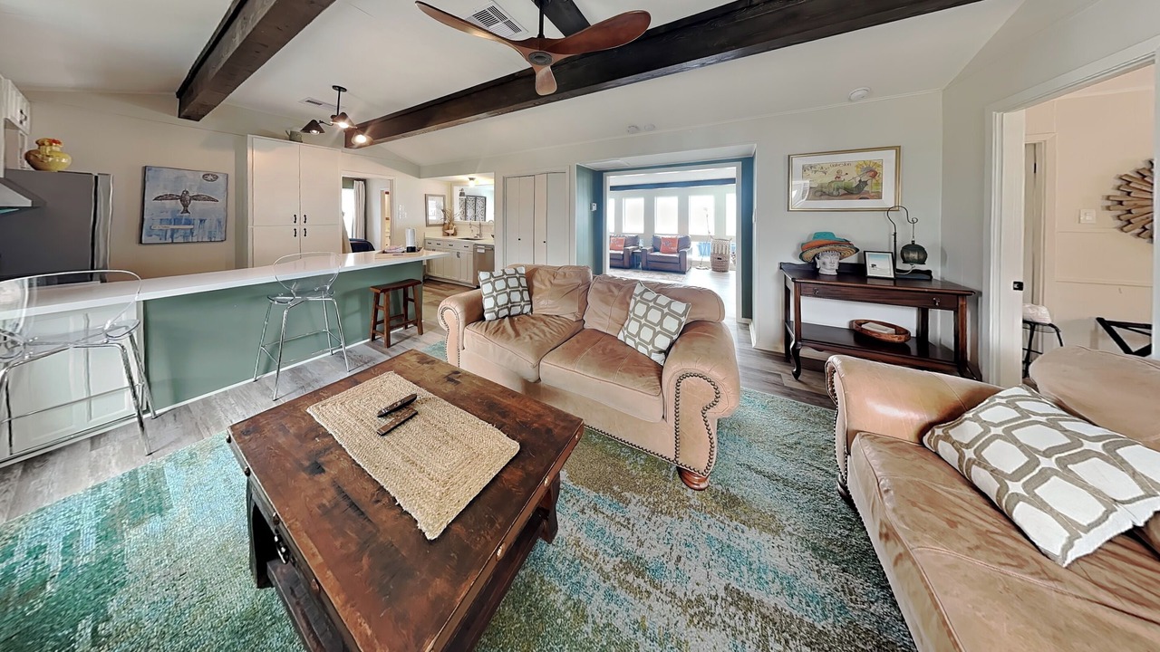 Photo of Bedroom in Bermuda Beach