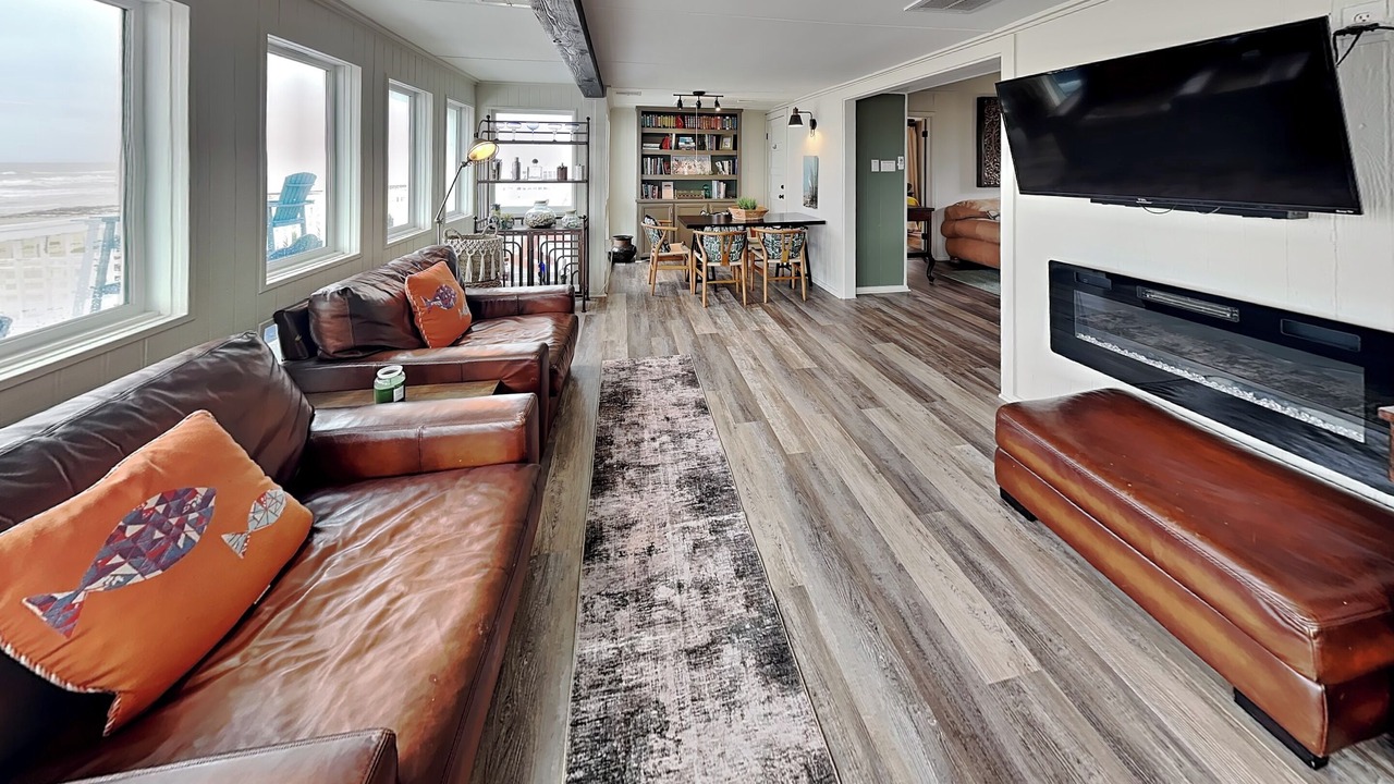 Photo of Livingroom in Bermuda Beach