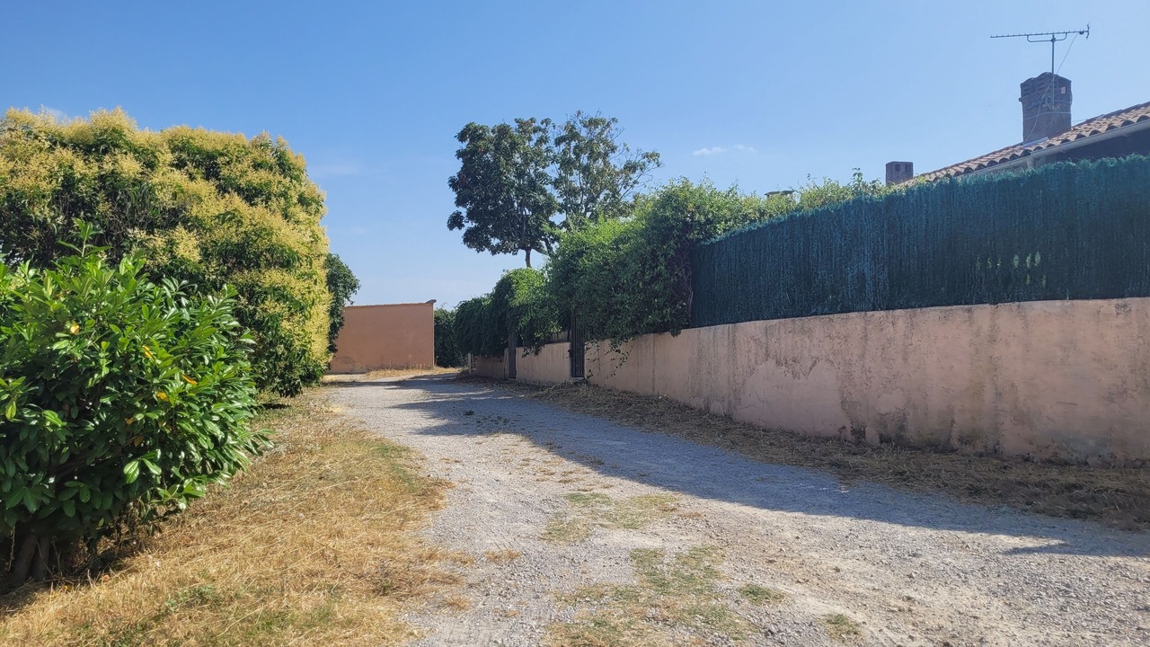 Photo of Outdoor in Saint-Michel-l'Observatoire