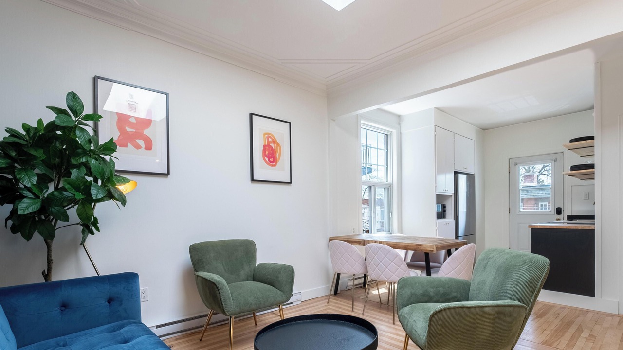 Photo of Livingroom in Youville