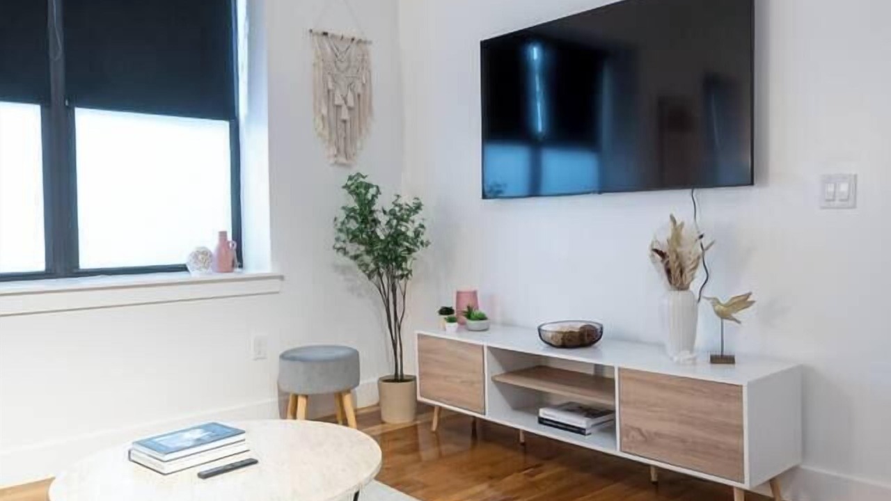 Photo of Livingroom in East Orange