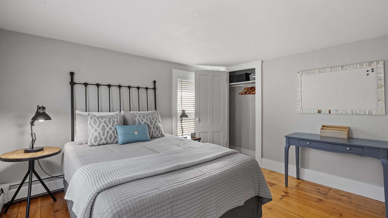 Photo of Bedroom in Exeter