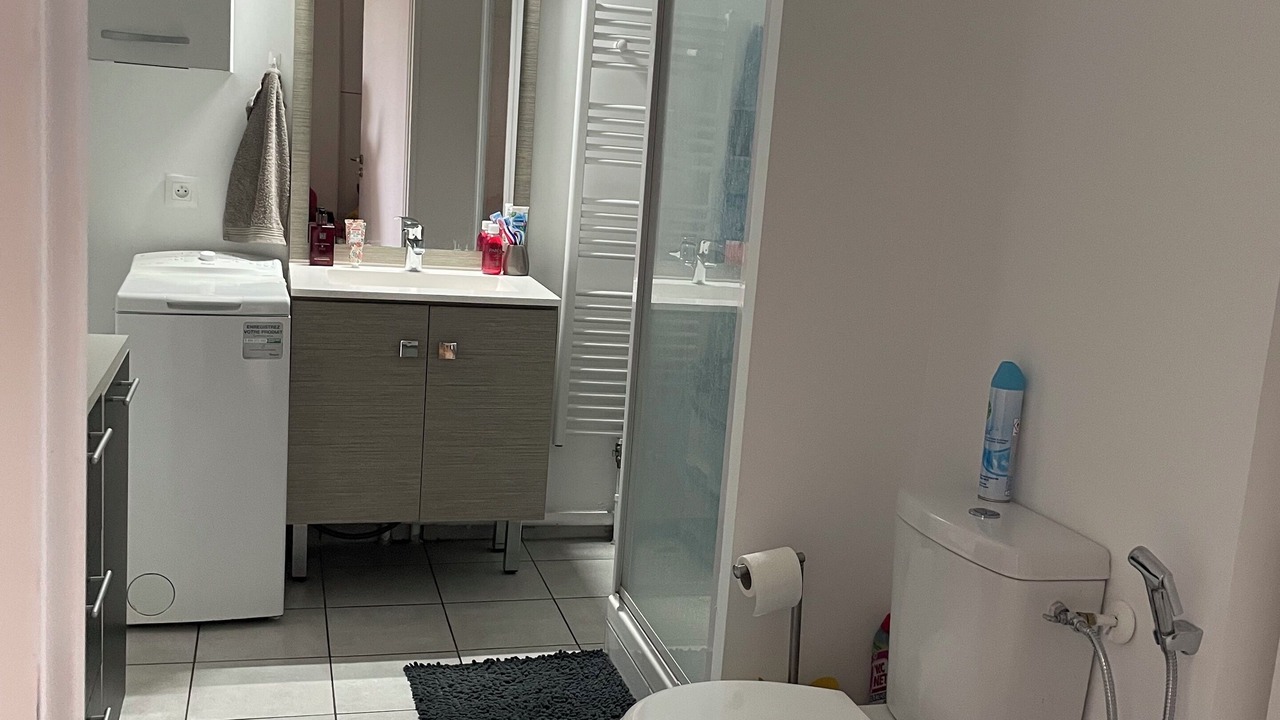 Photo of Bathroom in Bezons