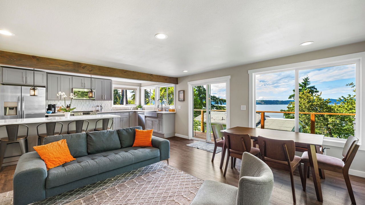 Photo of Livingroom in Tacoma