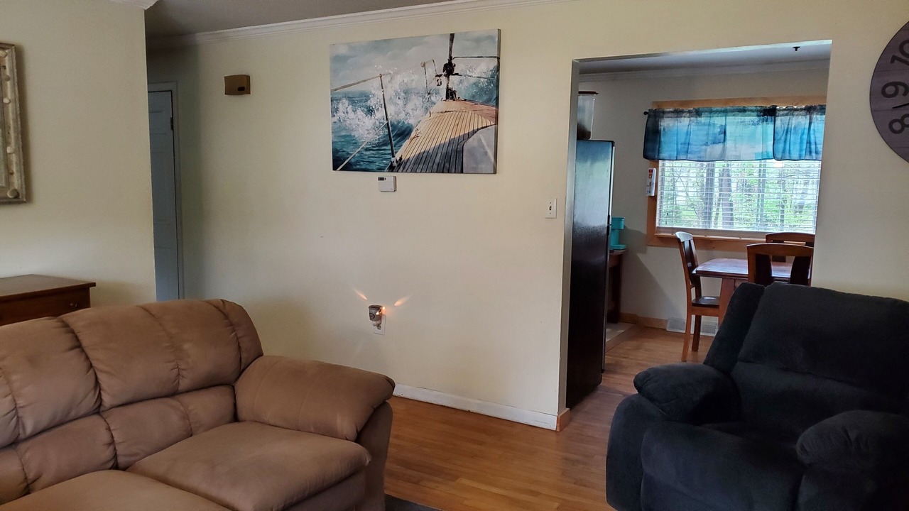 Photo of Livingroom in Geyser Crest