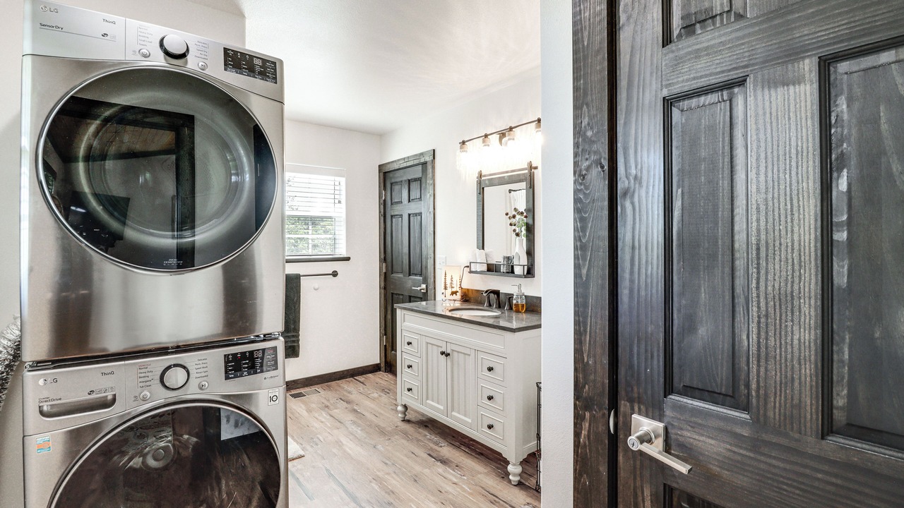 Photo of Bathroom in Jasper