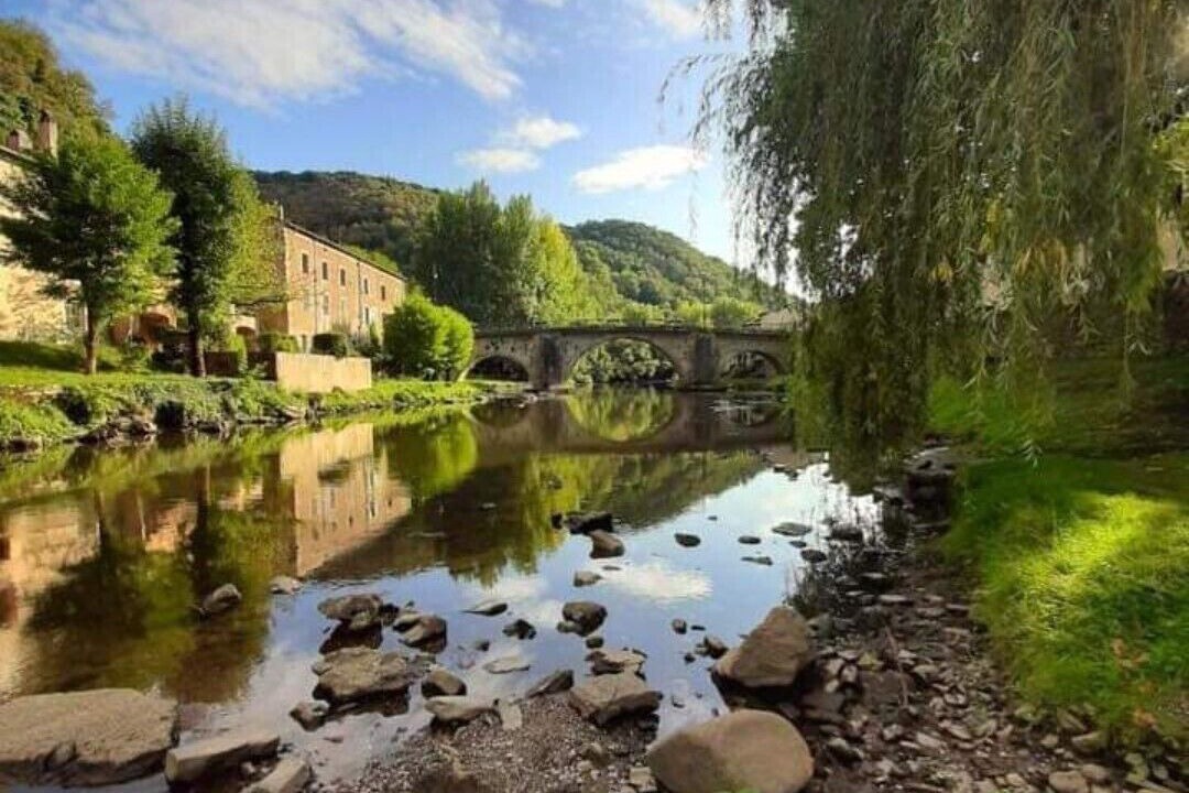 Photo of Outdoor in Burlats