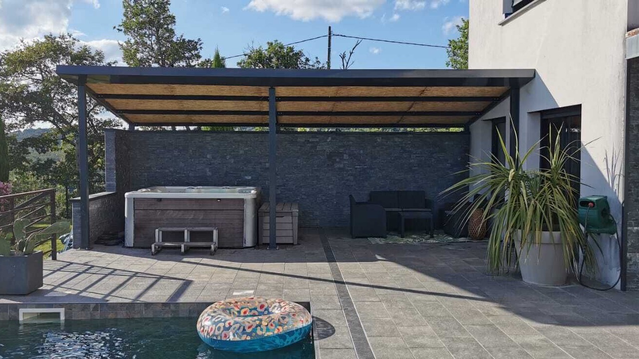 Photo of Patio Balcony in Burlats