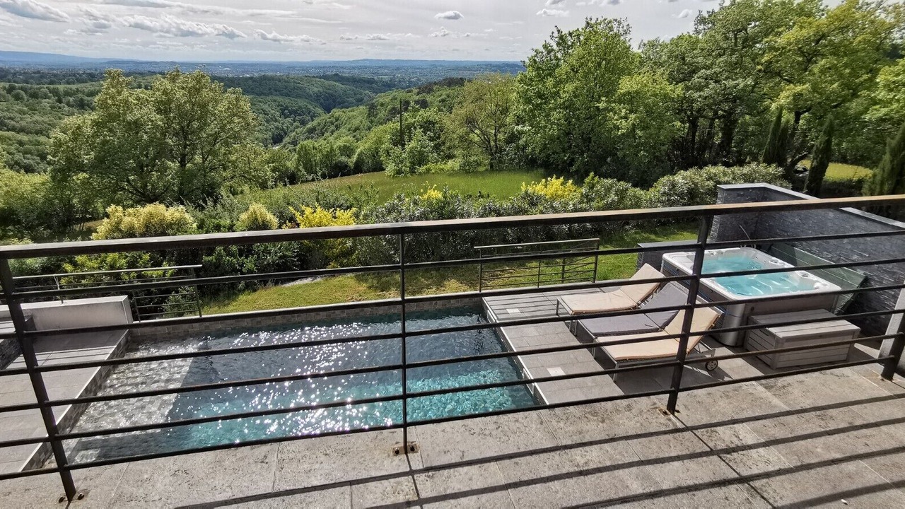 Photo of Outdoor in Burlats